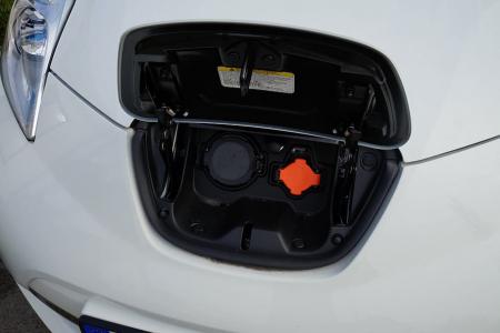 Cargador eléctrico coche